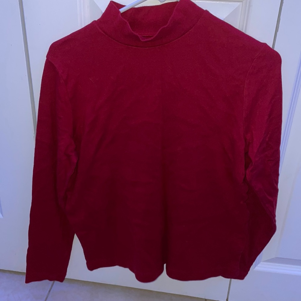 Kim Rogers Women’s Red Long Sleeve (Medium)